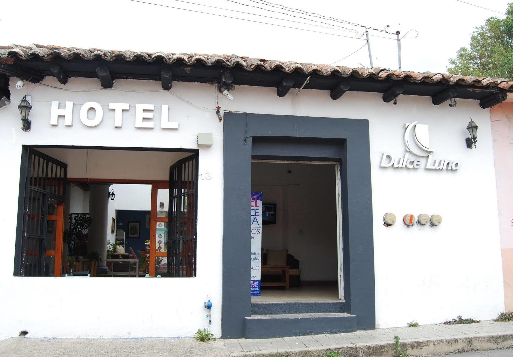 Hotel Dulce Luna San Cristobal de las Casas Exterior photo